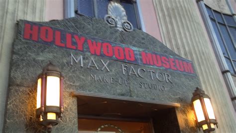 Hollywood museum - Dolby Theatre. In addition to the Chinese Theatre with its Forecourt of the Stars, the intersection of Hollywood and Highland was already home to the Hollywood Walk of Fame, the historic Hollywood Roosevelt Hotel, the Hollywood Museum in the former Max Factor Building, the Hollywood Wax Museum, Guinness World Records …